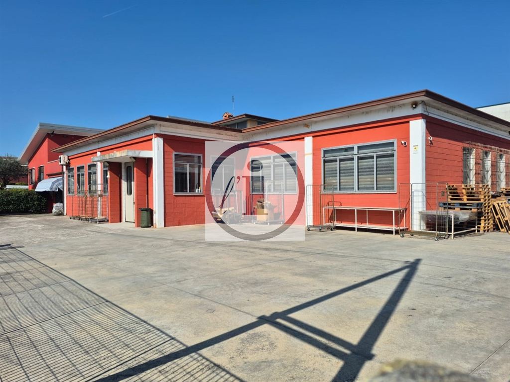 Capannone artigianale - Bovolenta