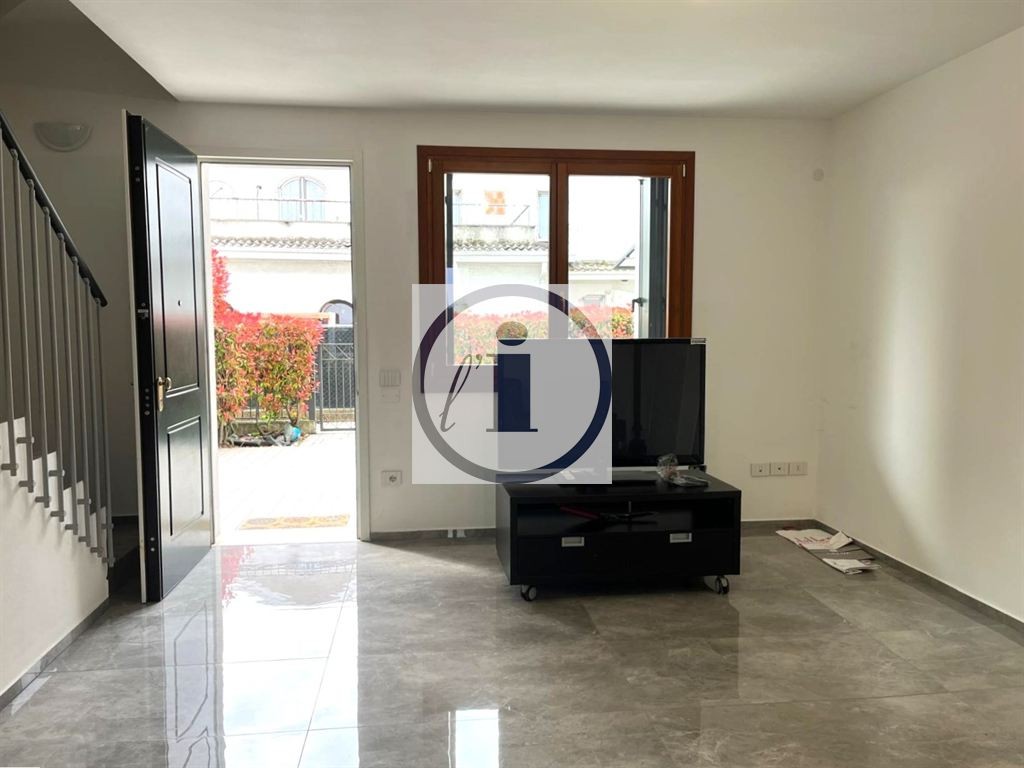 Porzione a schiera - Ottima posizione